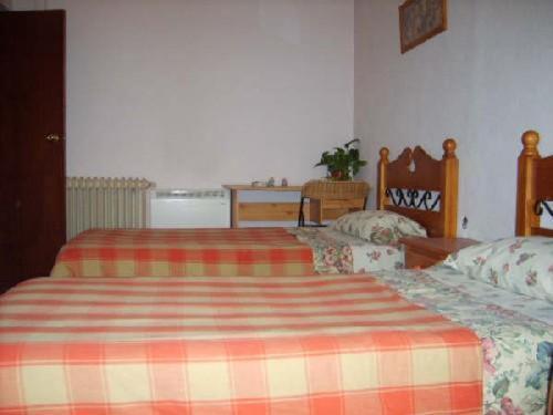 Hostal Berlin Мадрид Екстериор снимка